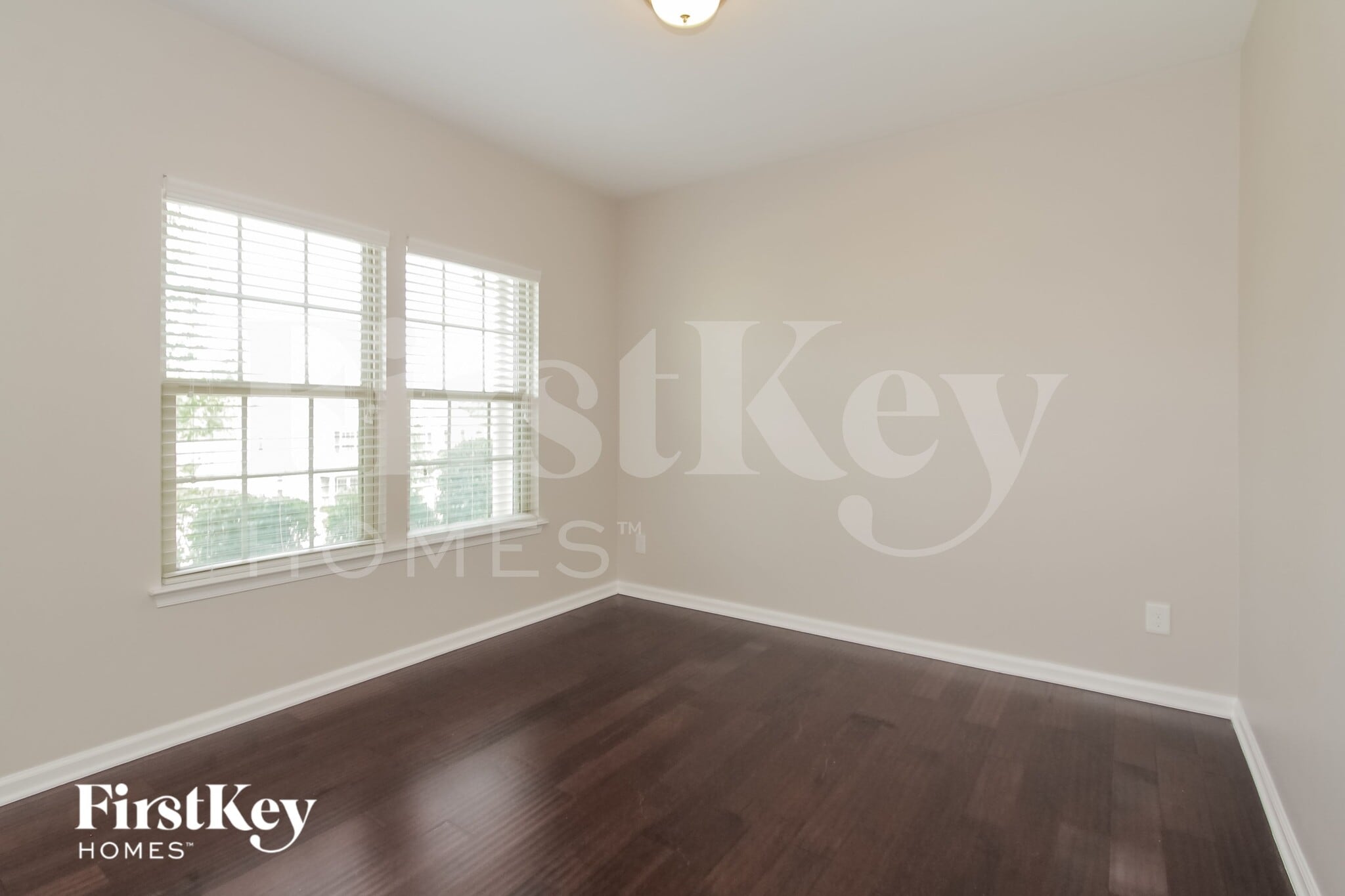 Building Photo - 124 Alborn Dr