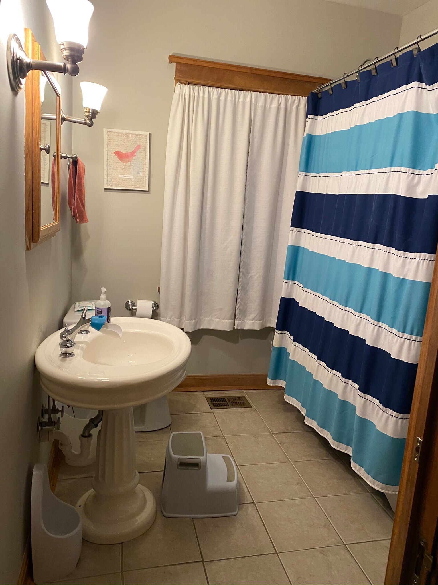 Bathroom 1 - 917 W Margate Ter