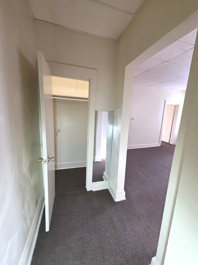 Building Photo - 6529 S Kimbark Ave