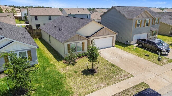 Building Photo - 111 Bering Dr