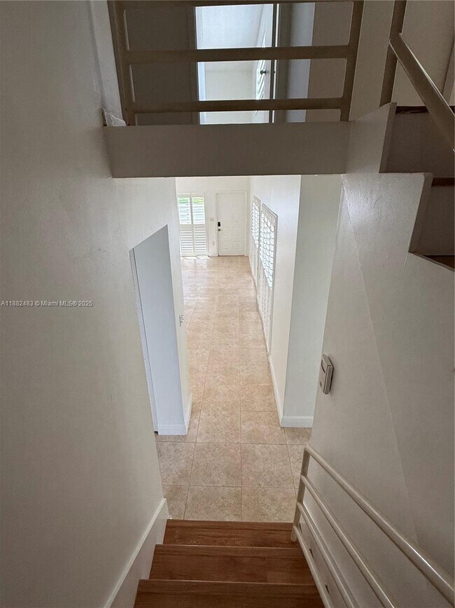 Building Photo - 14378 SW 96th Terrace