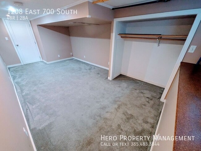 Building Photo - 1208 E 700 S