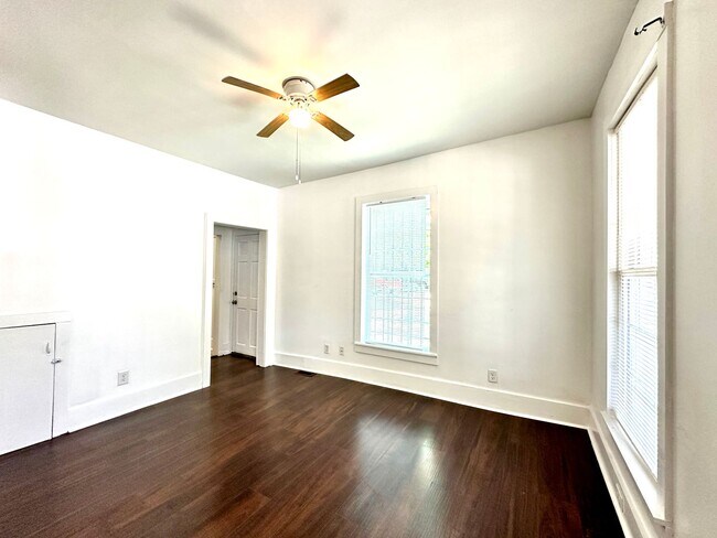 Building Photo - 2 Bedroom, 1.5 Bath House in East Central Neighborhood on the Charleston Peninsula!