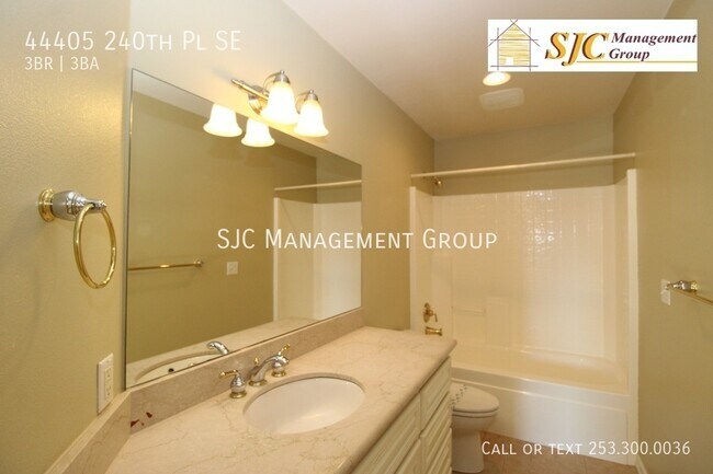 Building Photo - 44405 240th Pl SE