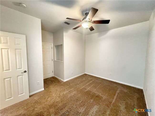 Building Photo - 2263 Kensington Way