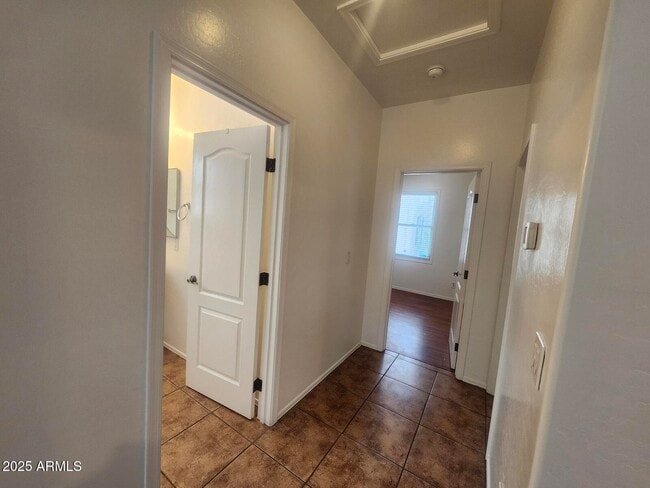 Building Photo - 5730 S 21st Pl