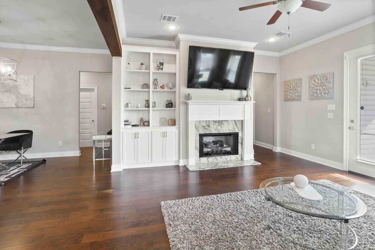 Building Photo - 825 Mano Myrtle Dr