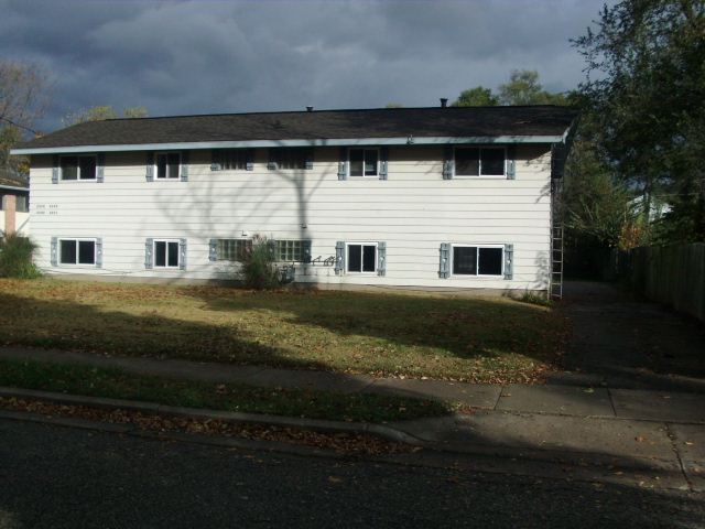 Building Photo - 2 br, 1 bath 4plex - Wallace 3385 Wallace ...