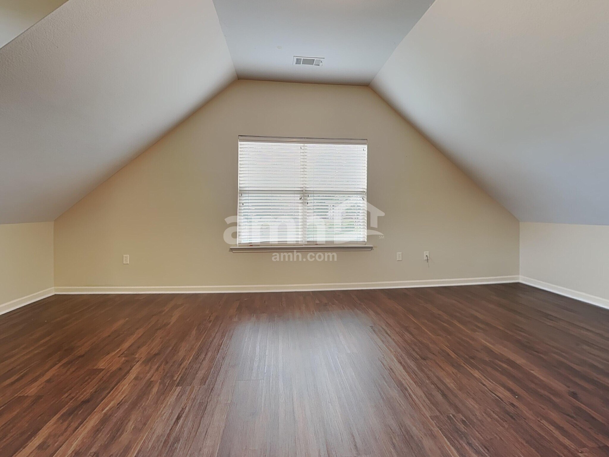Building Photo - 1523 Bailey Park Ln