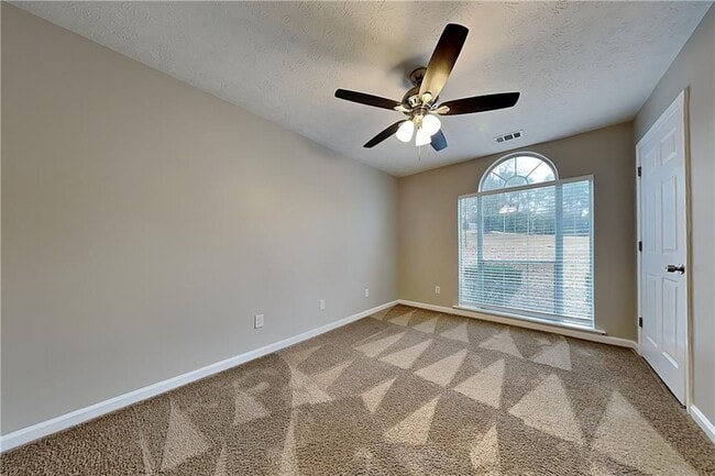 Building Photo - 1280 Waterwood Dr