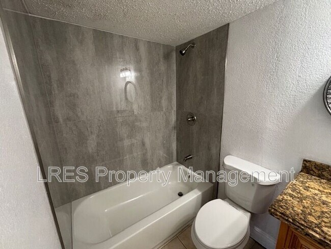 Building Photo - 4725 S Texas Ave