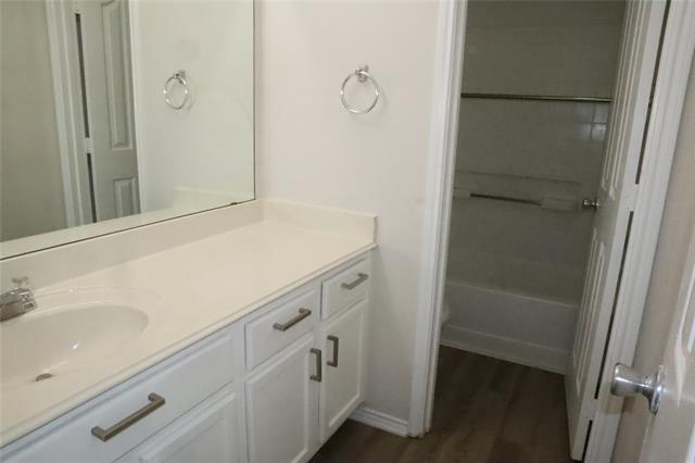 Building Photo - 1121 Golden Eagle Ct