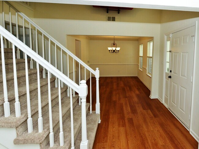 Building Photo - 4221 White Heron Point