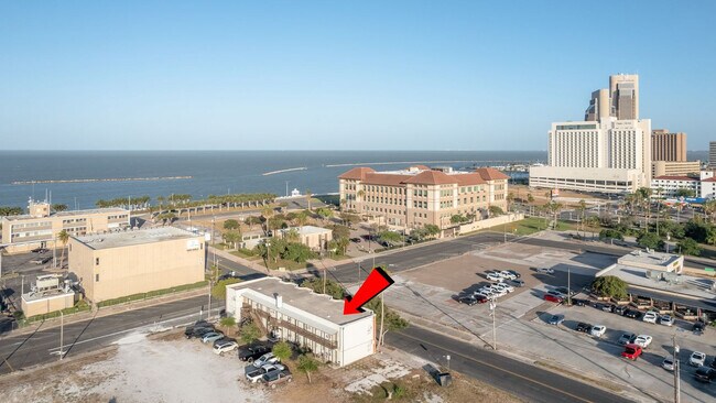 Building Photo - 304 Power St