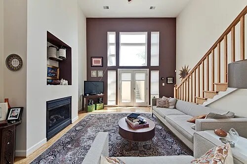 Building Photo - 602 Kentucky Ave SE