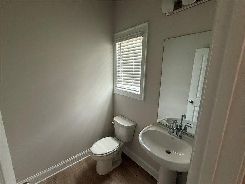 Building Photo - 4739 Red Lion Pl