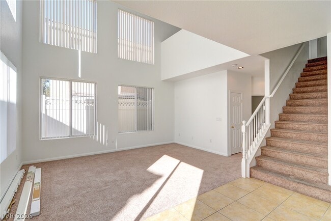 Building Photo - 6180 Bridgeport Hills Ave