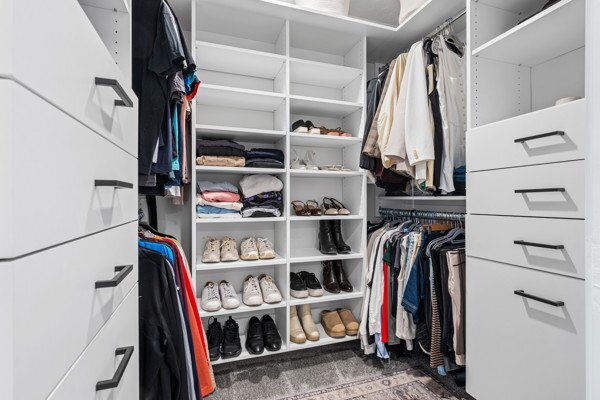 Building Photo - 1974 Red Yearling Dr