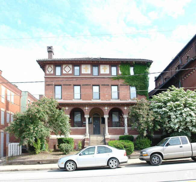 Building Photo - Byham House