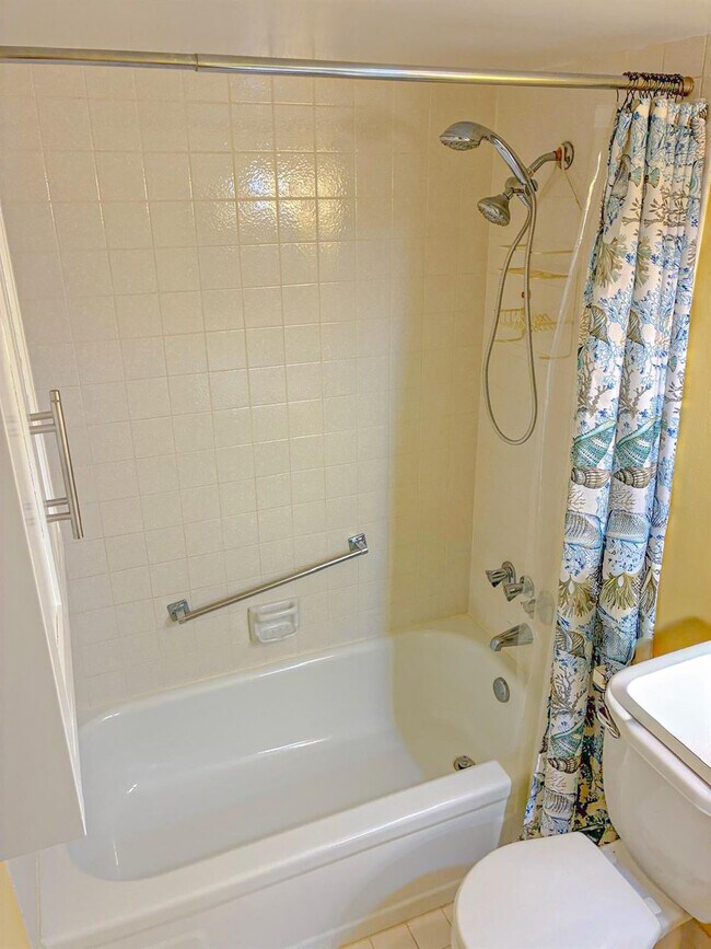 Building Photo - 339 Knotty Pine Cir