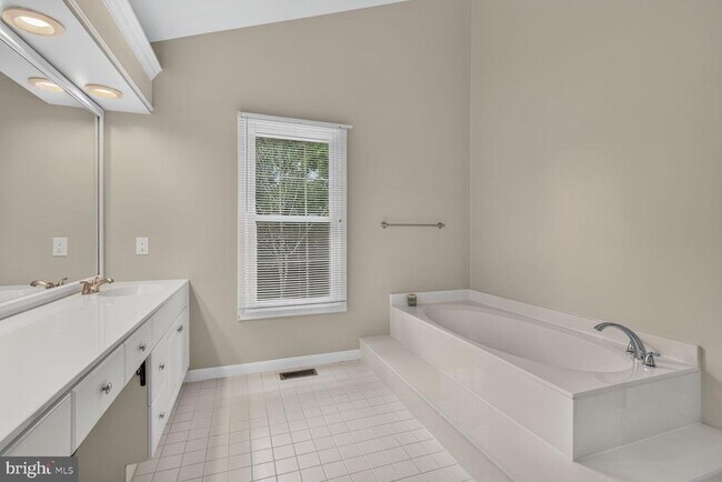 Building Photo - 3569 Eskew Ct