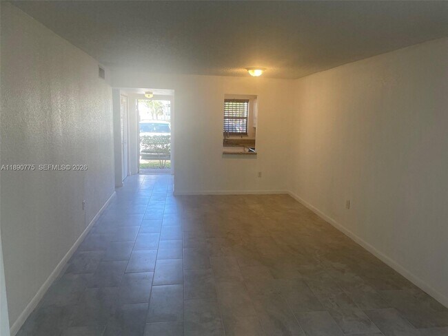 Building Photo - 8500 Sunrise Lakes Blvd