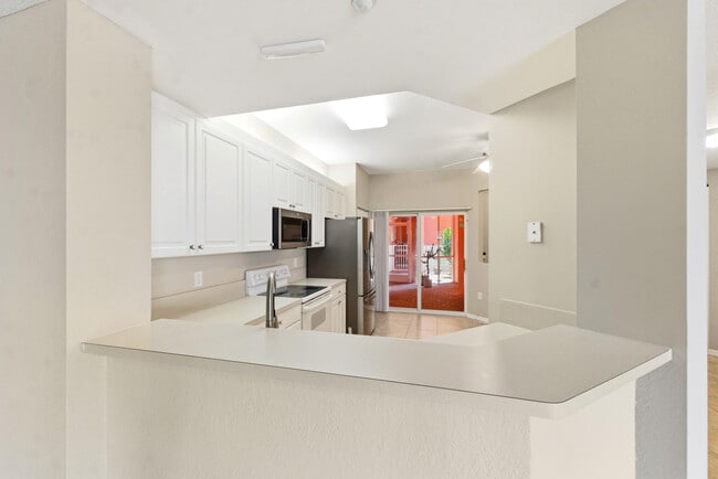Building Photo - 7765 Yardley Dr