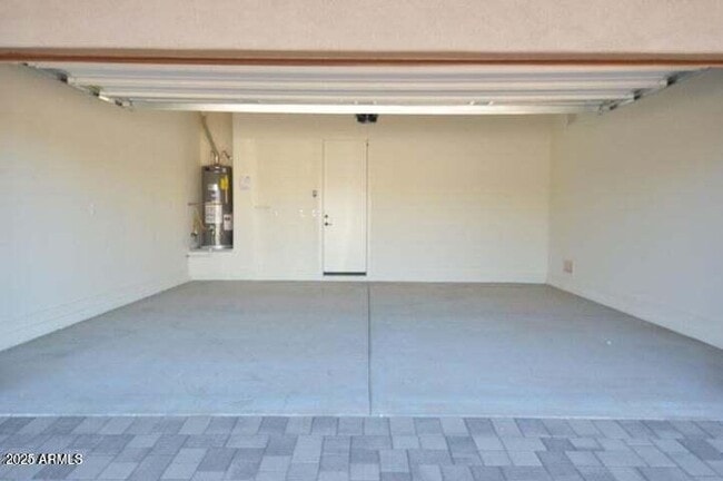 Building Photo - 9320 S 55th Pl