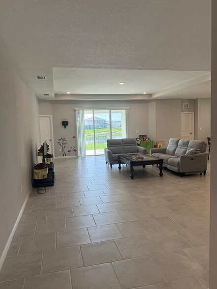Building Photo - 6856 Daintree Ct