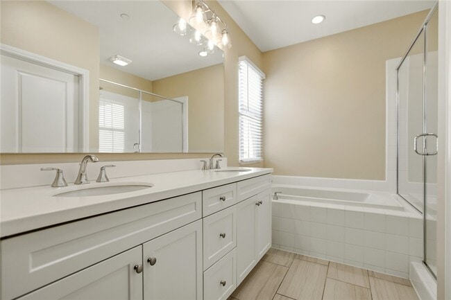 Building Photo - 55 Jade Flower