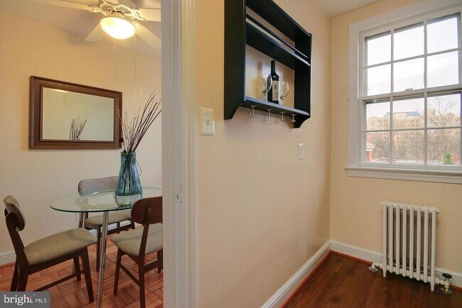 Building Photo - 2712 Ordway St NW