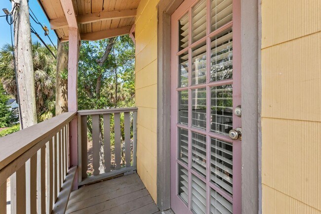 Building Photo - 4347 22nd Ave S