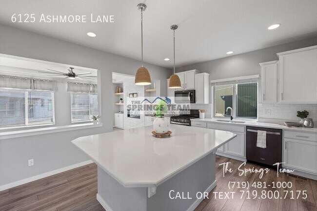 Building Photo - 6125 Ashmore Ln