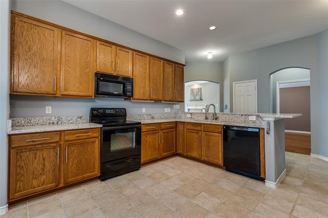 Building Photo - 1620 Bur Oak Dr