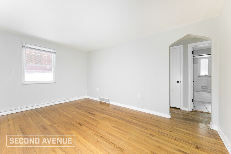 Building Photo - 128 Bellwood Dr