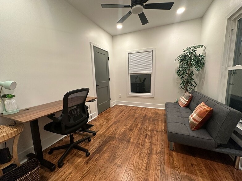 Office - 2559 E 5th Ave