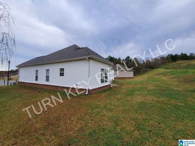 Building Photo - 4158 Hathaway Ln