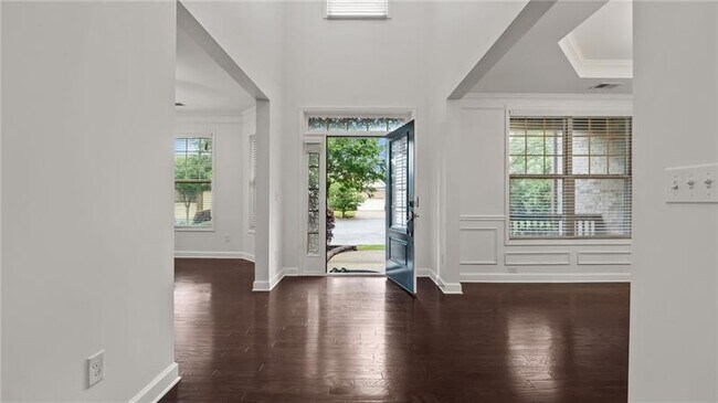 Building Photo - 2040 Bloomfield Ct
