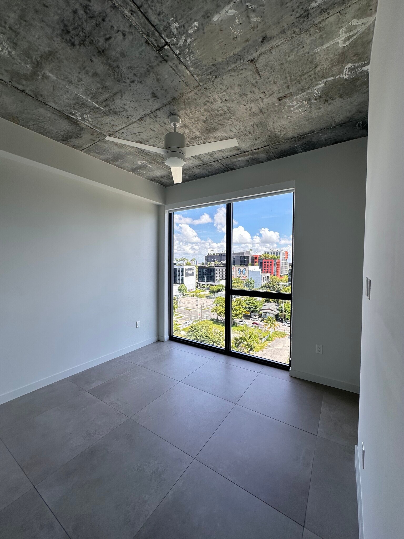 Building Photo - 142 NW 31st St