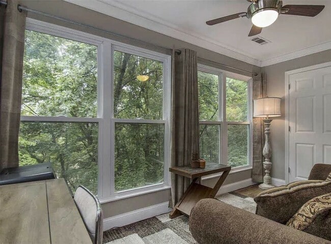 Building Photo - 1110 Morning Sun Dr