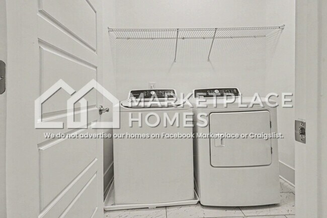 Building Photo - 155 Arbor Lp
