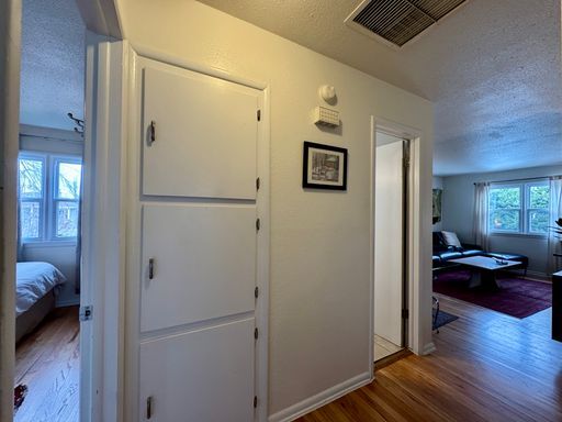 Building Photo - Furnished 3 Bedroom / 1 Bath – Available Now (3+ Month Stay) Prime Location Near Old Town Arvada!