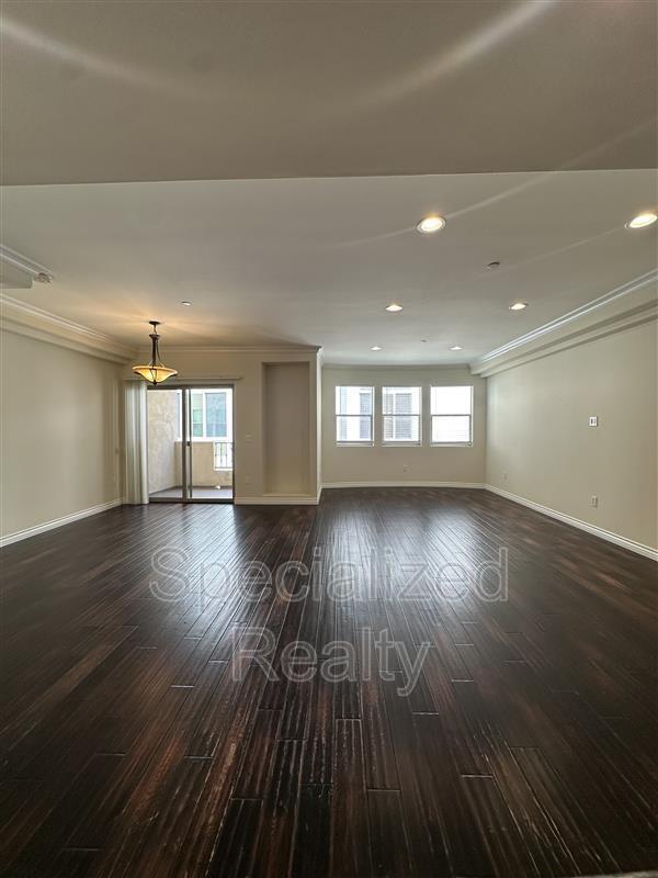 Building Photo - 10921 Whipple St