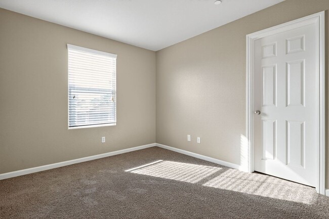 Building Photo - 3751 Amity Ln