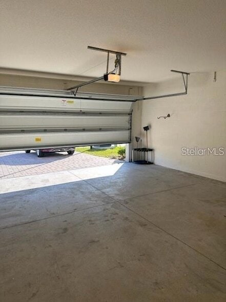 Building Photo - 2902 Summer Grn Trl