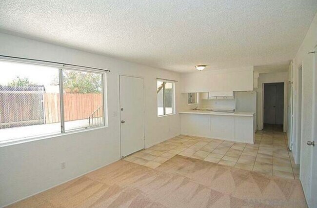 Building Photo - 5337 Groveland Dr