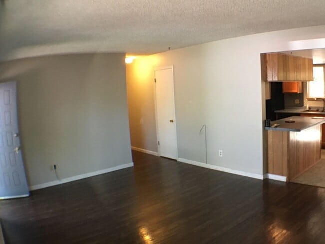 Building Photo - Nice single level home on cul de sac in Foxglenn neighborhood