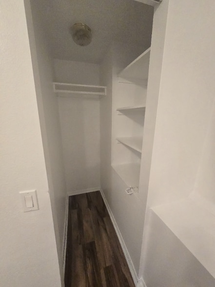 Building Photo - 23149 Biggs Ln