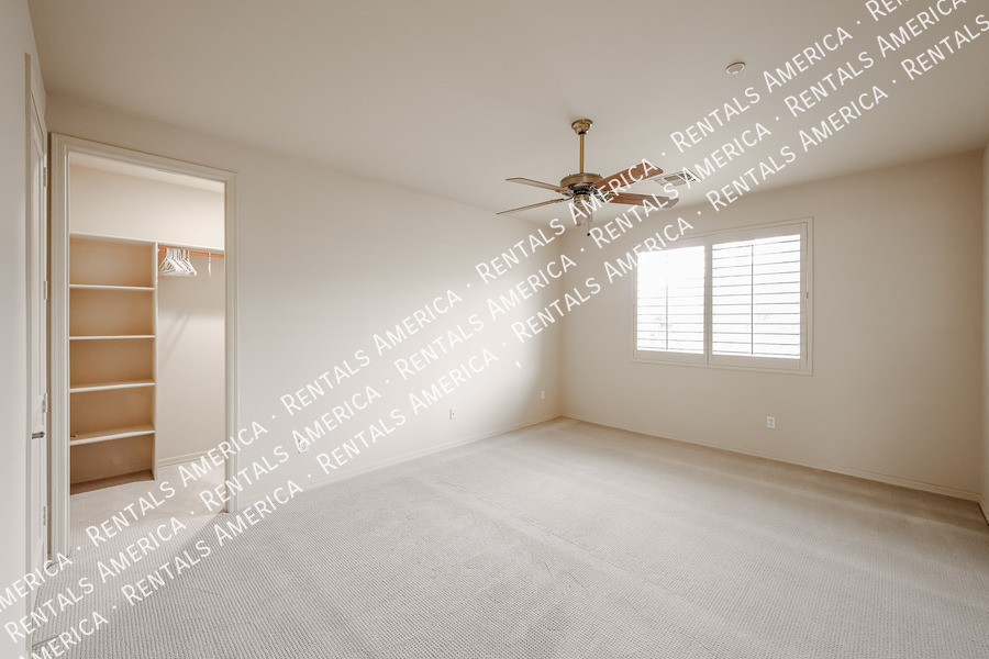 Building Photo - 7402 Hum Rd