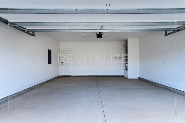 Building Photo - Brand New 4 Bed 2 Bath Home in Foley